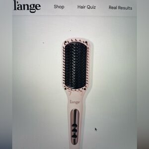 Ceramic straightening brush